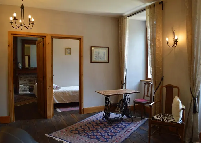 Couette-café Duc Manoir D'hôtes Aubin (Aveyron)